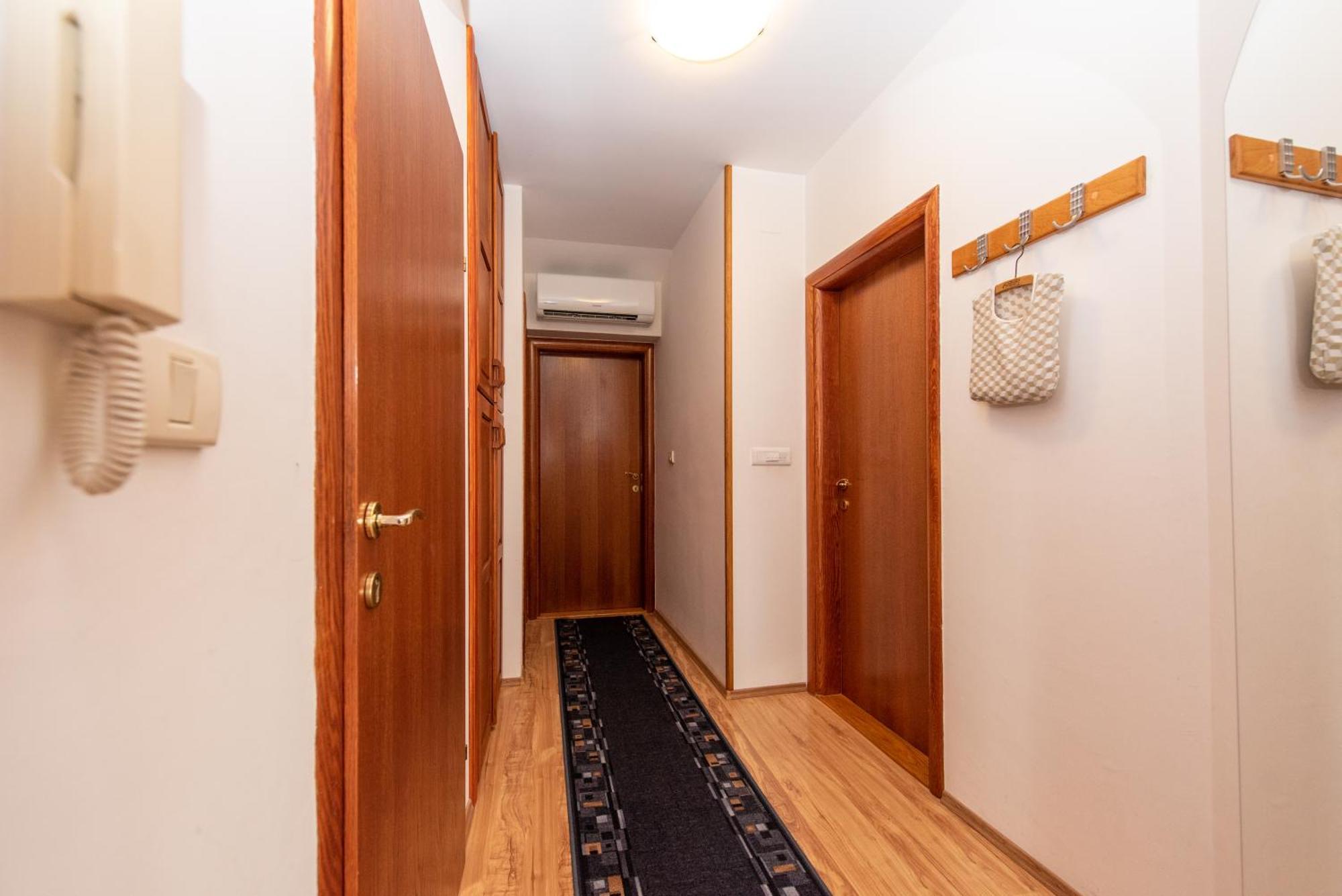 Apartments Andrijana Спліт Екстер'єр фото